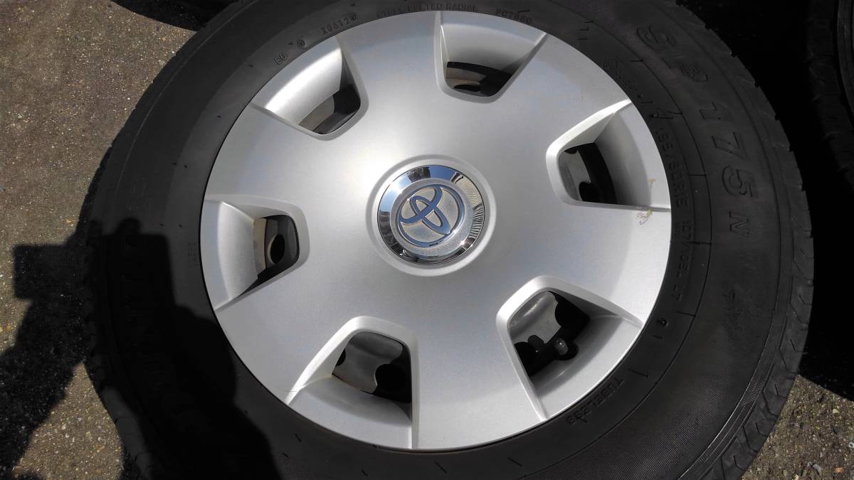 トヨタ 200系ハイエース 純正スチールホイール 4本 195/80R15 107/105L LT
