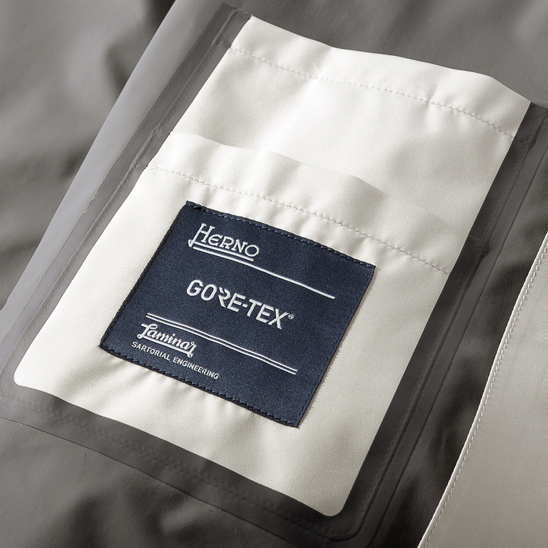 HERNO ヘルノ 春物 防水透湿性素材¨GORE-TEX¨ 軽やか快適スプリングステンカラーコート Laminar hrn1950021 ...