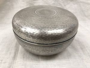 銀 菓子器のYahoo!オークション(旧ヤフオク!)の相場・価格を見る
