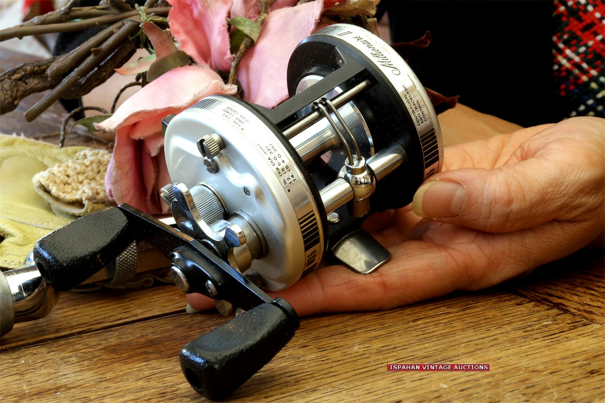  Daiwa Millionaire II 35 オールド ベイトリール ミリオネア 輸出モデル ABU AMBASSADEUR アンバサダー 5000 5500C コピーモデルの進化版(ダイワ)｜売買されたオークション情報、yahooの商品情報をアーカイ ダイワ