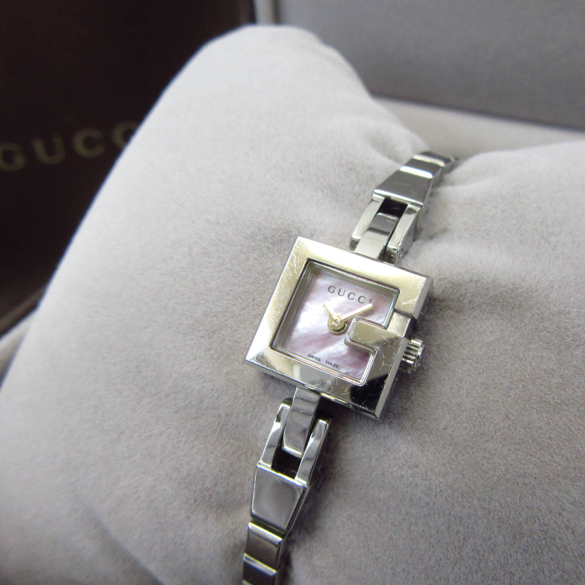 【電池交換済】GUCCI グッチ 腕時計 102 ミニG シルバー SS 電池交換済】GUCCI グッチ 102 Gミニ ピンクシェル文字盤 クォーツ