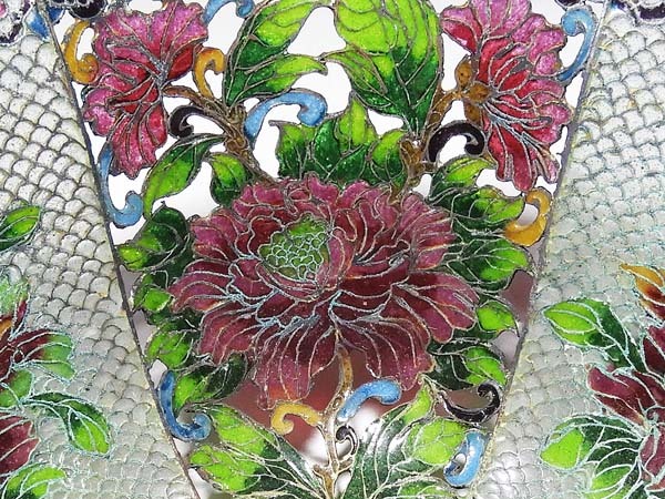 中国古玩 珍品 透胎七宝⁄省胎七宝 透かし玻璃七宝⁄細密銅胎 花紋 唐花