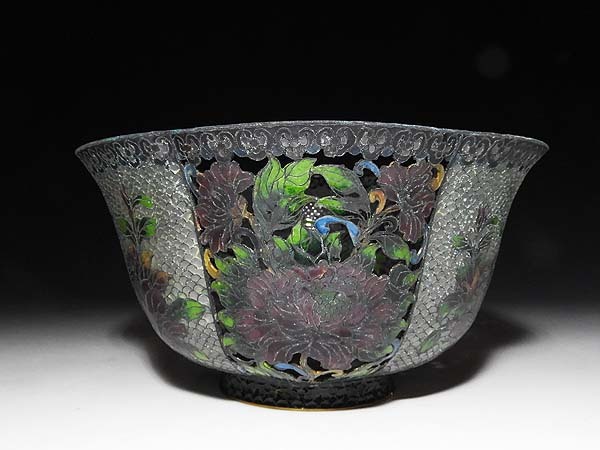 中国古玩　唐物　透かし透胎七宝花文鉢　菓子器　銅線七宝 中国古玩 珍品 透胎七宝⁄省胎七宝 透かし玻璃七宝⁄細密銅胎 花紋 唐花