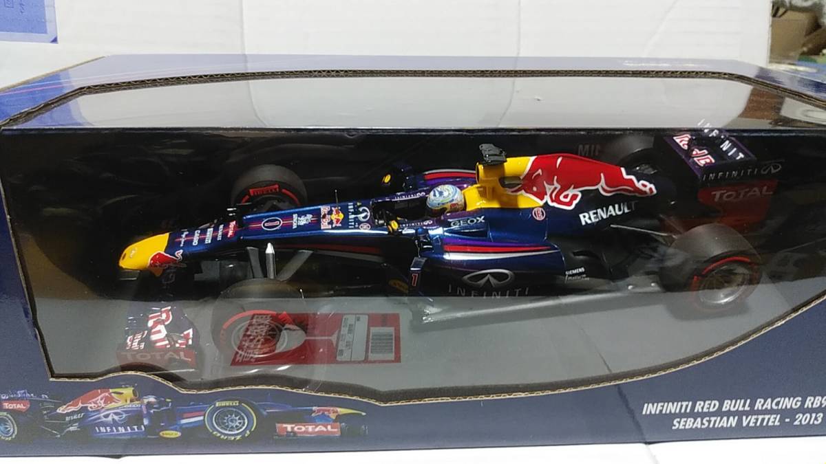 PMA レーシング レッドブル ルノー RB9 インフィニティ 1⁄18レッドブル