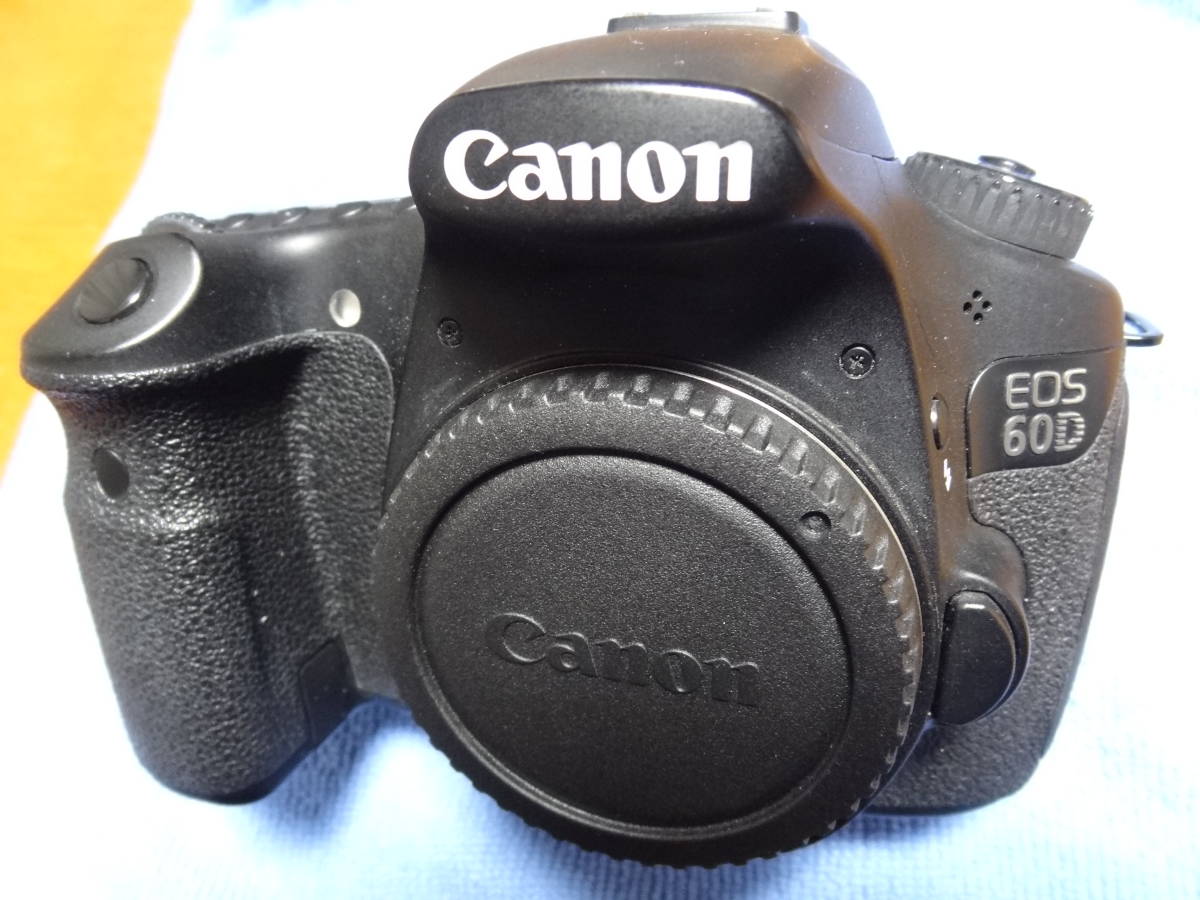 キャノン CANON EOS 60D 1800万画素 液晶割れジャンク品 通電品
