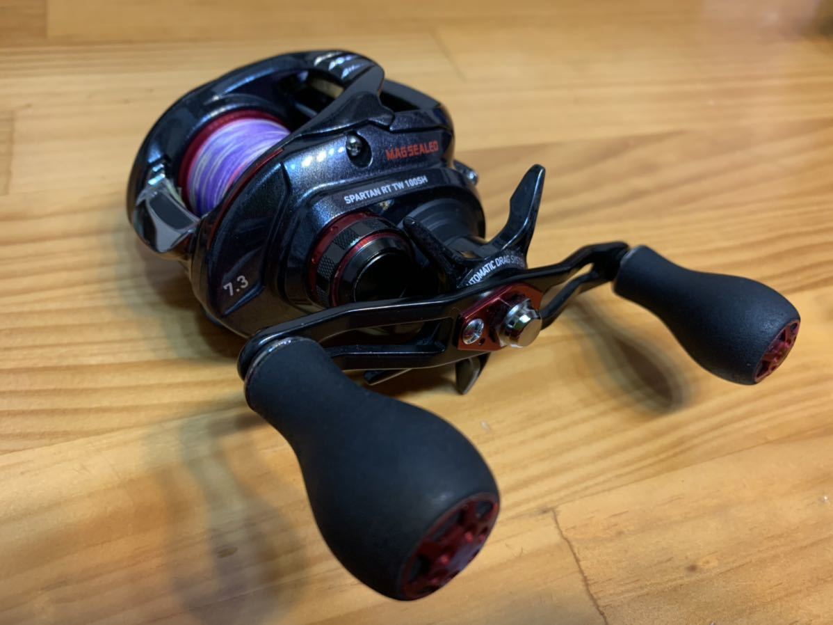 スパルタンRT TW 100SH-L | ダイワ (左 ダイワ(DAIWA) 両軸リール - TW100SH 日本最大新品中古釣具WEBショップ メルカリ スパルタン RT 100XH｜＠ベリーネット 赤いアンバサダー