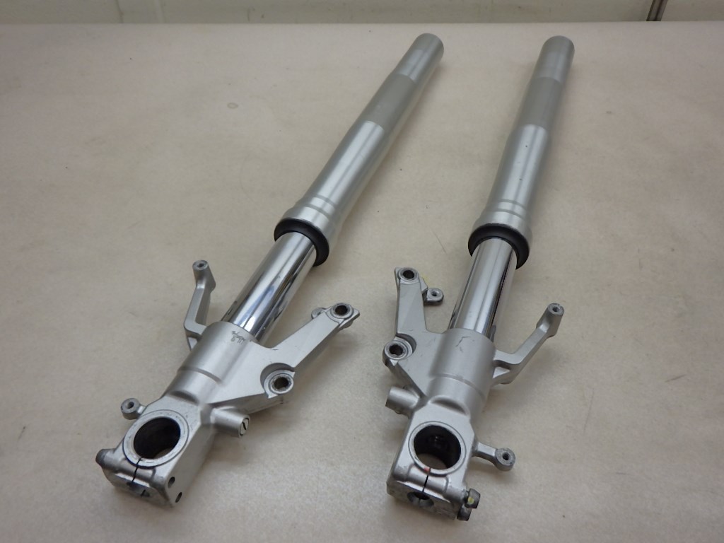 GSX250S ジェネレーターカバー カタナ スズキ 純正 SUZUKI GJ74A 05C