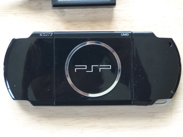 PSP 3000 本体 ＋ 純正充電器 ＋ おまけ ※ 訳あり ※ PSP 0 PSP-
