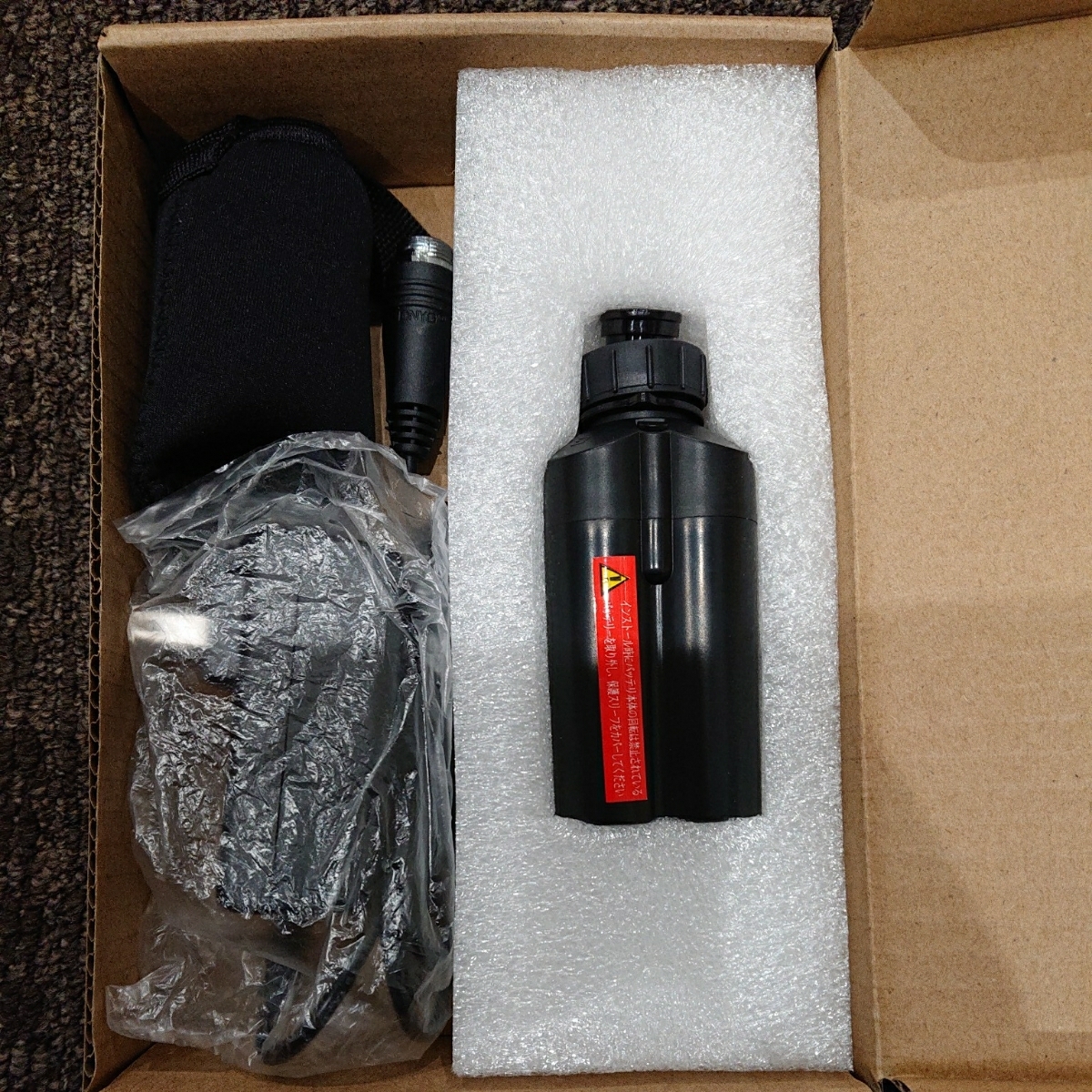 驚きの破格値，お買い得 ジャンク品 ダイワ 電動リール用 互換 バッテリー 充電アダプター 巾着付 14.8V 3500MAH 黒(ダイワ)｜売買されたオークション情報、yahooの商品情報をアーカイブ公開 - オークファン 電動
