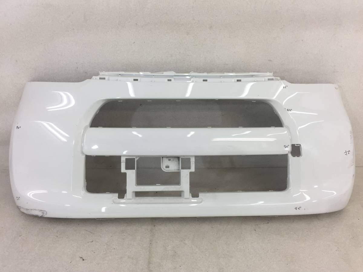 送料1900円～ LA600S/LA610S タント 純正 フロントバンパー 52119
