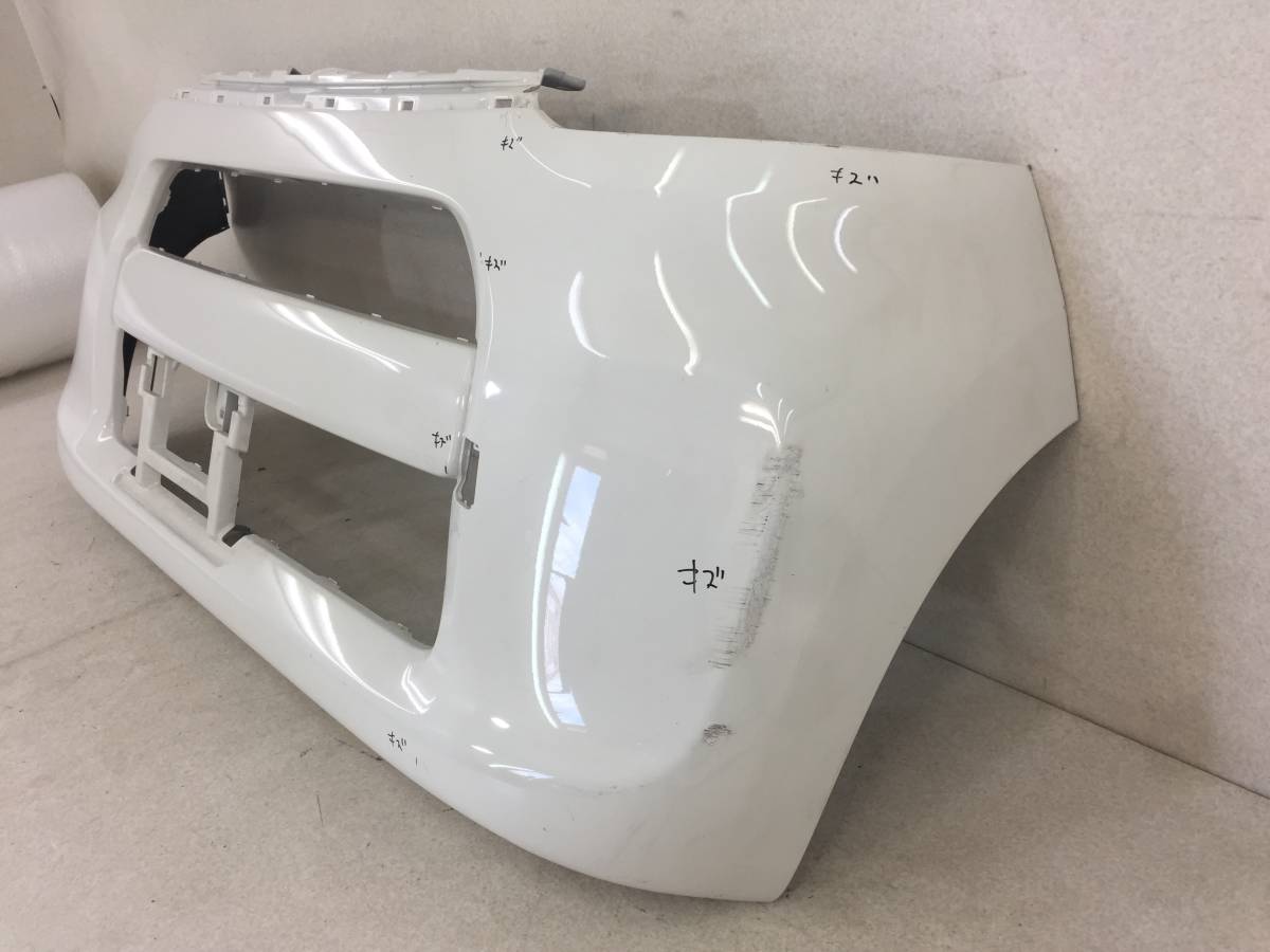 送料1900円～ LA600S/LA610S タント 純正 フロントバンパー 52119