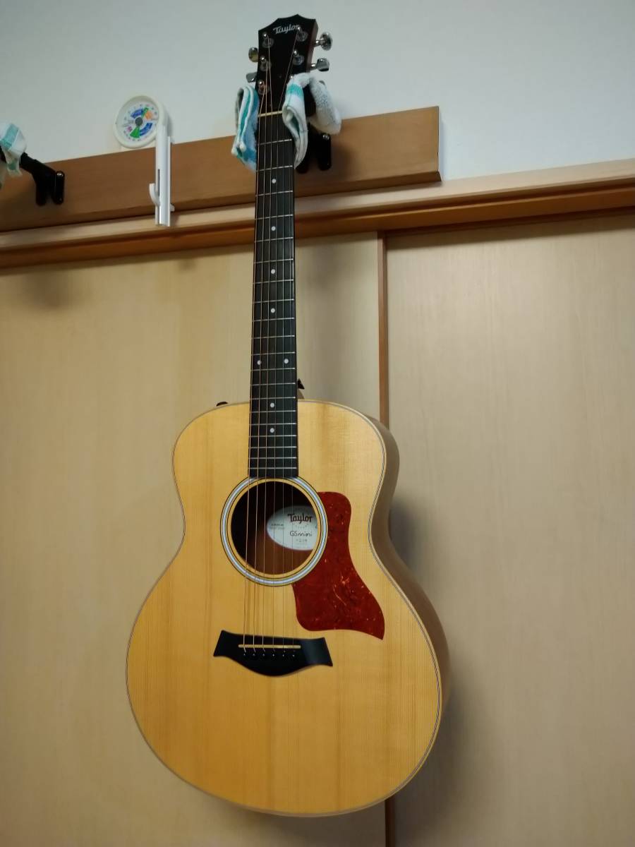 【最新作，お得】 Taylor GS-Mini e-RW ギグバッグ付(テイラー)｜売買されたオークション情報、yahooの商品情報をアーカイブ公開 - オークファン 本体