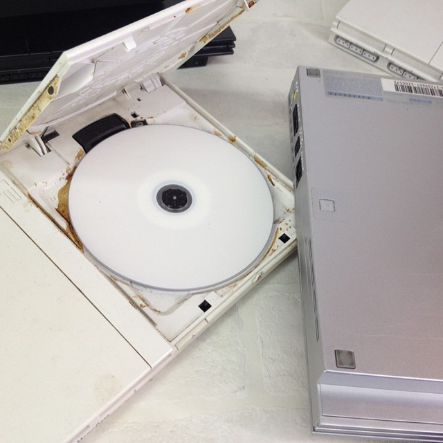 ジャンク品 プレイステーション2 PS2 本体のみ 薄型 12台 まとめ 薄型