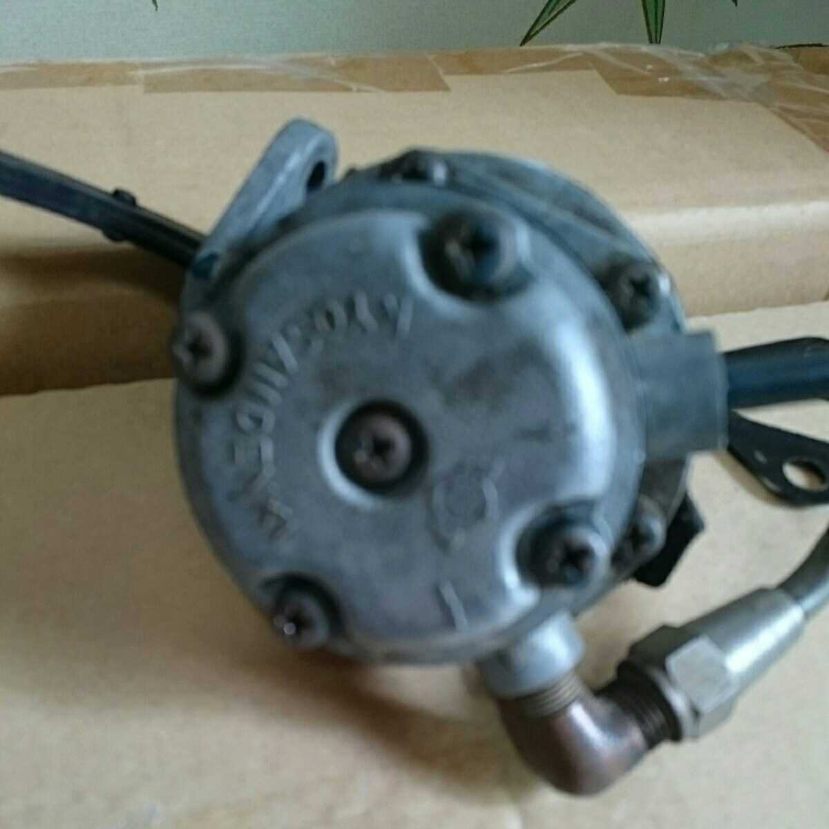 中古　411ブルーバード　機械式燃料ポンプ　KYOUSANDENKI