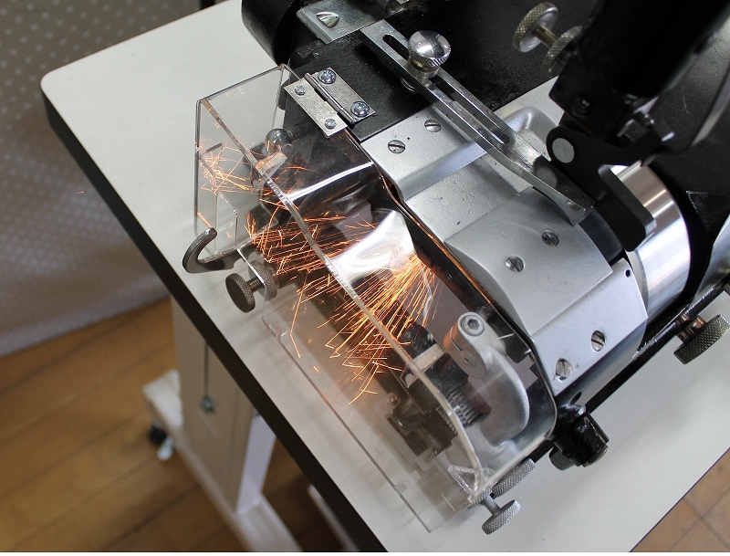 ニッピー 有難く 革漉き機 皮漉機 サーボモーター NIPPY NP-2 