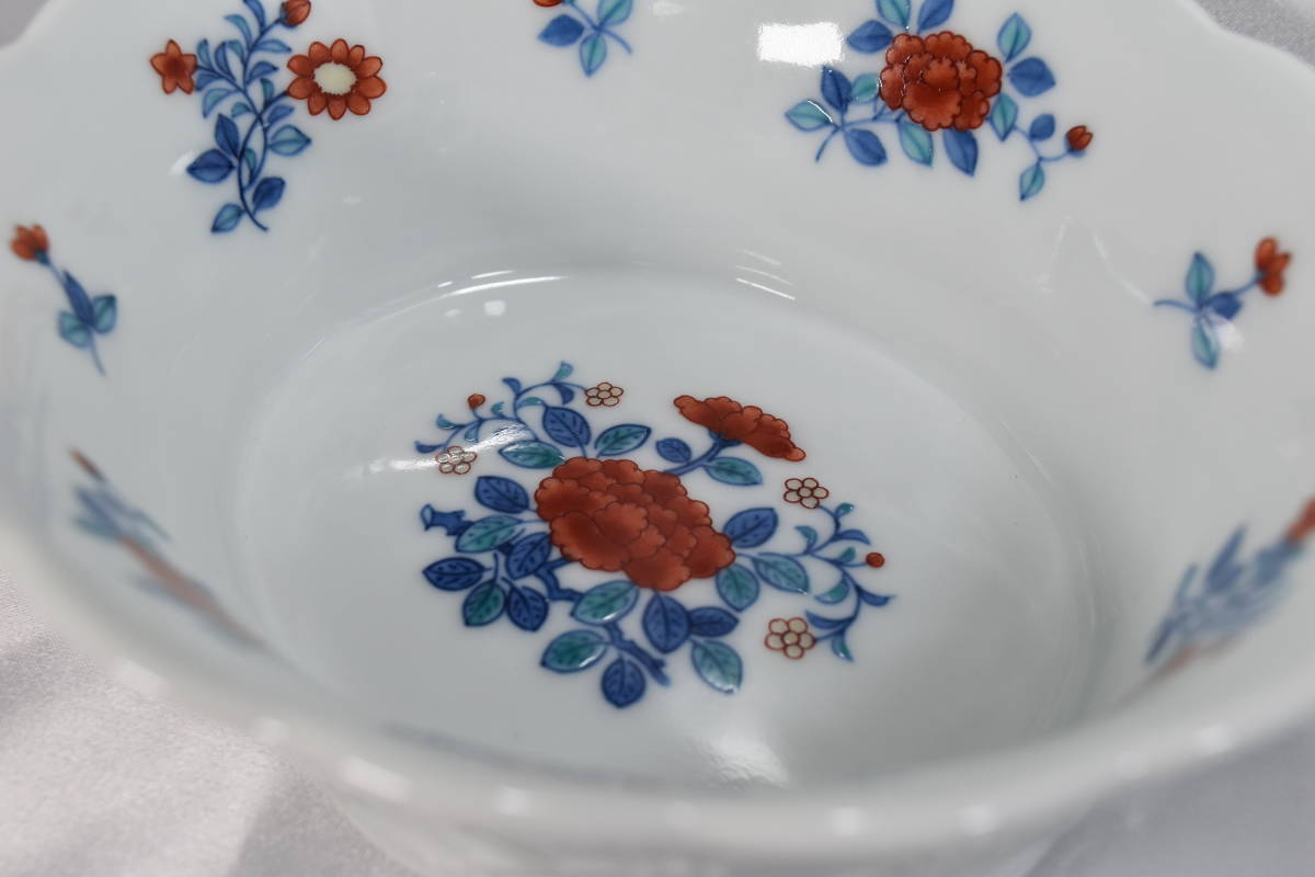 十三代 今泉今右衛門 錦花絵 色鍋島 菓子 皿 鉢 器 b13 弐 【公式通販】