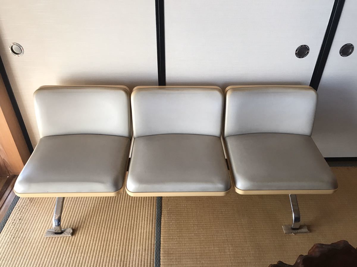 中古 レトロ ベンチ 長大作 フリーダム チェア 白系 3人掛 、ミッドセンチュリー ヴィンテージ ソファ ロビーチェア スリーシーター