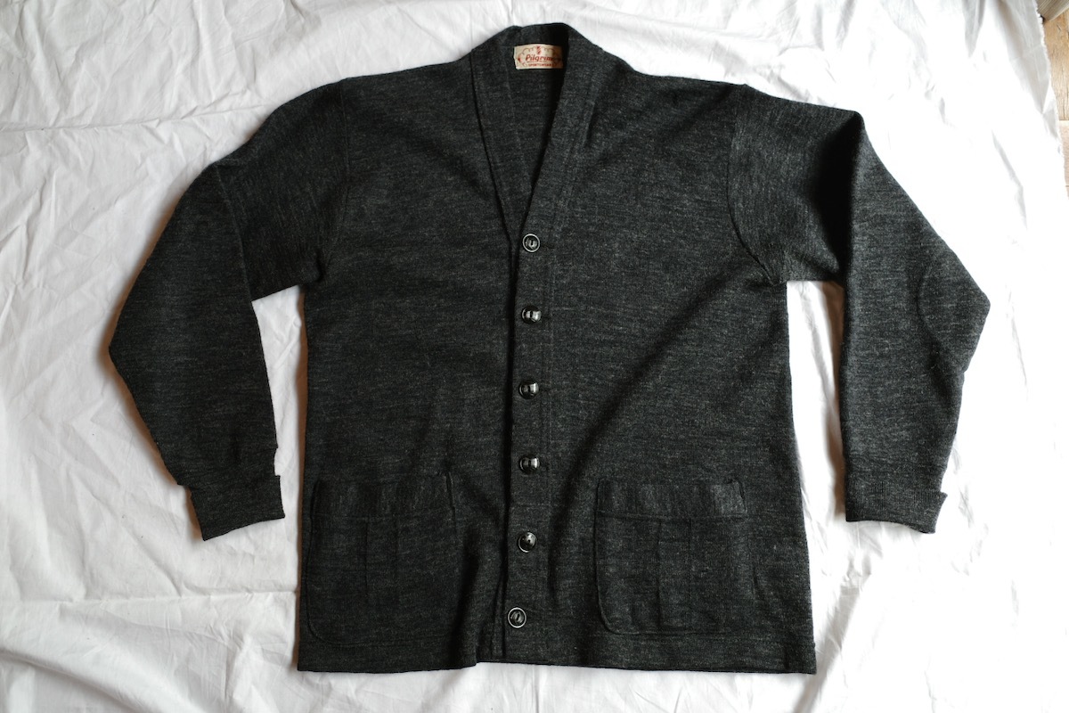 BIRVIN UNIFORM ショールカラーニットカーディガン Mサイズ-激安販売中