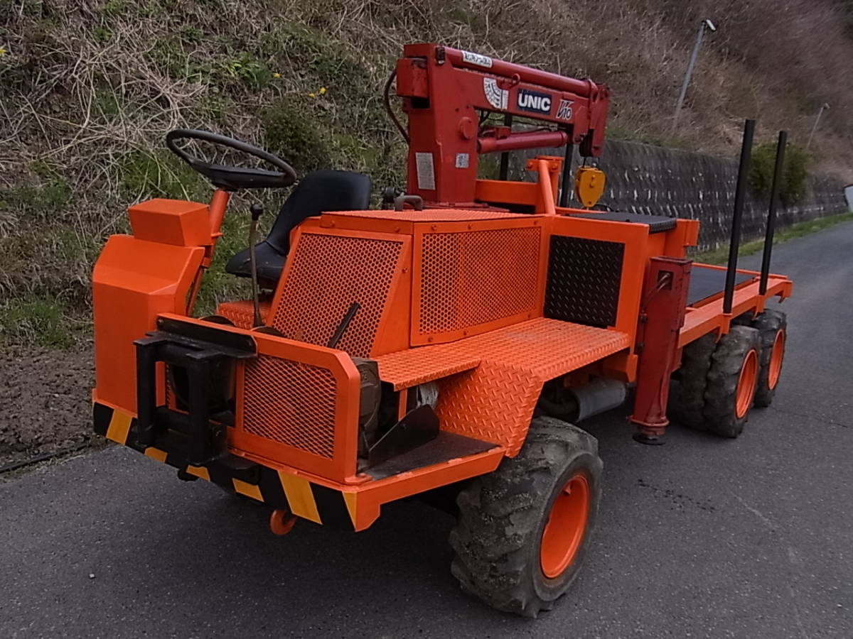 リョウシン号 | 林業機械 林業機械リョウシン号6輪車，4段クーレン付き