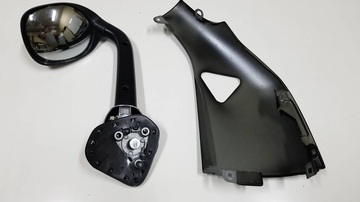 ☆200系 ハイエース 純正 コーナーパネル ガッツミラー ブラックマイカ