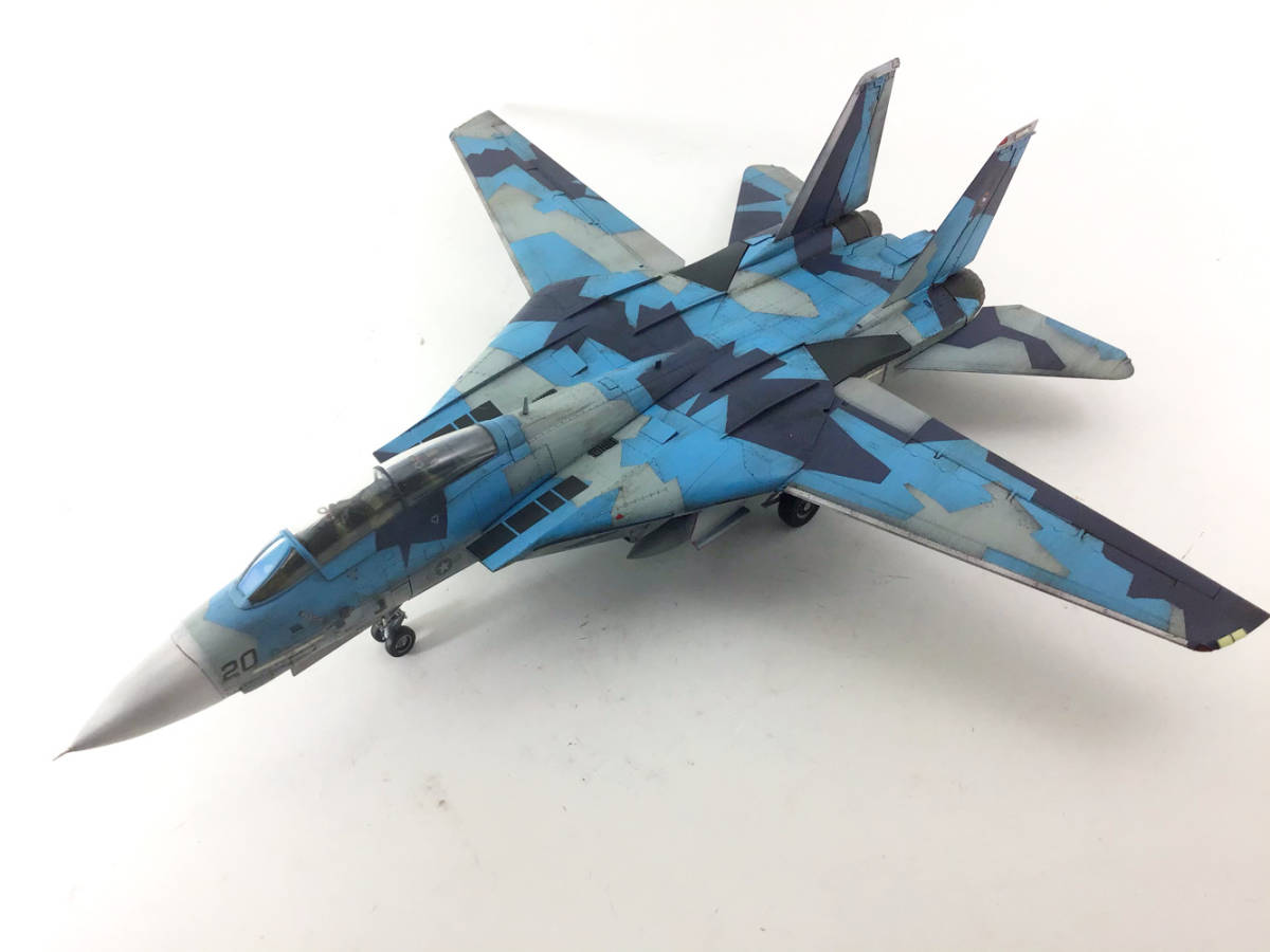 最新作，人気SALE 1/72 F-14A トムキャット トップガン 完成品