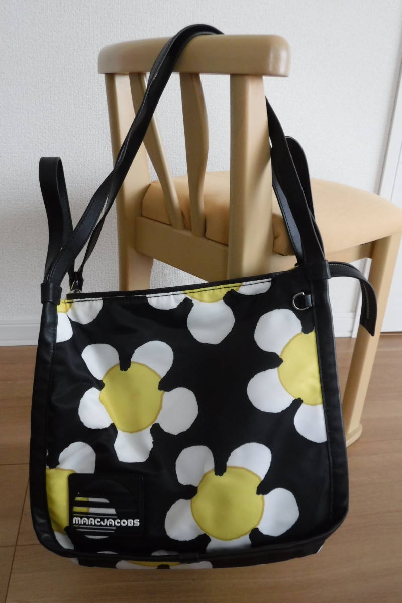 Marc MARC ⁄ 美品未使用 マークジェイコブスザ マークジェイコブスの 