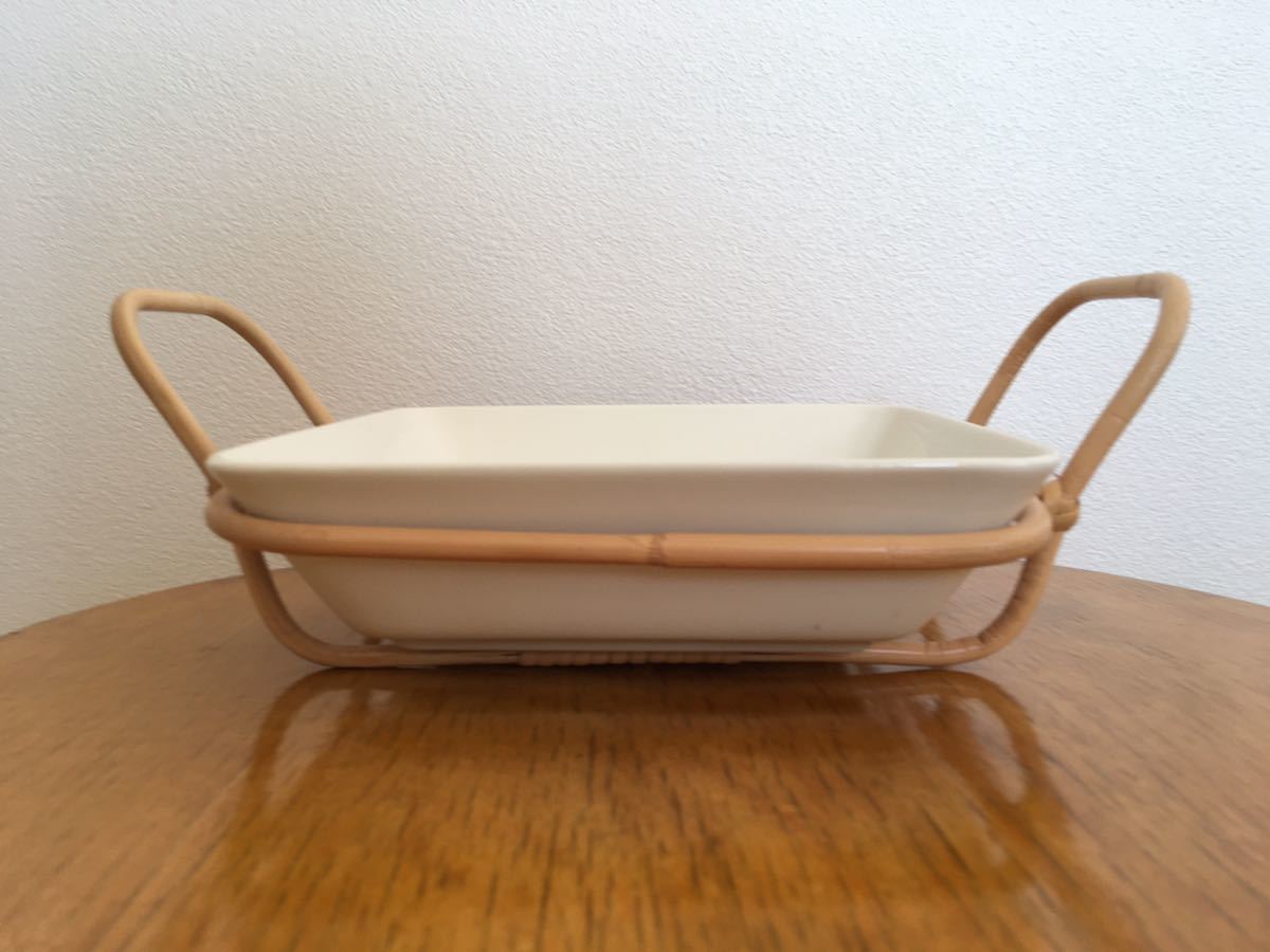 ティーマ プレート イッタラ 北欧 Teema 21cm P10倍・クーポンイッタラ iittala Iittala フィンランド 食器 ホワイト (iittala) | フィンランドの国民的食器「イッタラ」はなぜこんなに使いやすい プレゼント