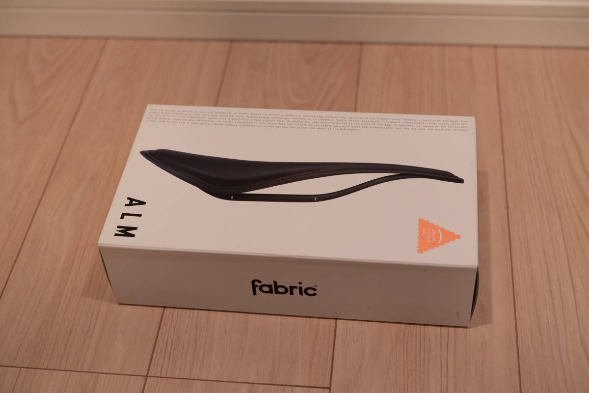 Fabric Ultimate Shallow ALM Saddle saddle Alm | Bike - Carbon Test 