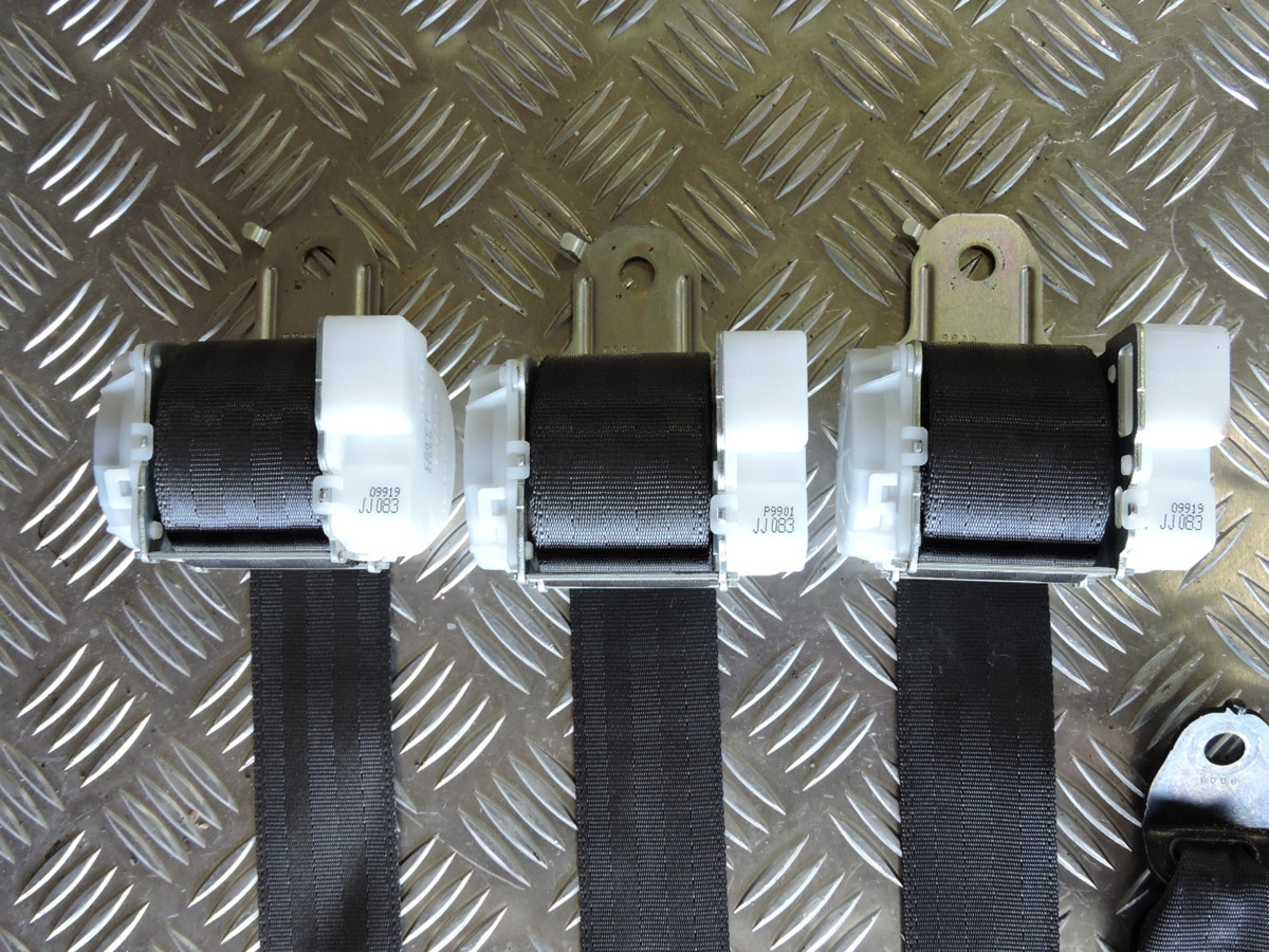 ユ84 ランサー エボリューション10 ランエボ10 GSR CZ4A リアシート