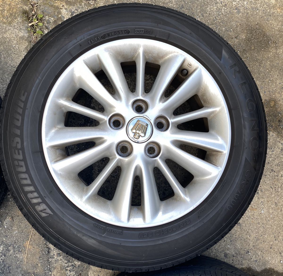 バリ山 クショ 4本 215/45R18 レグノ