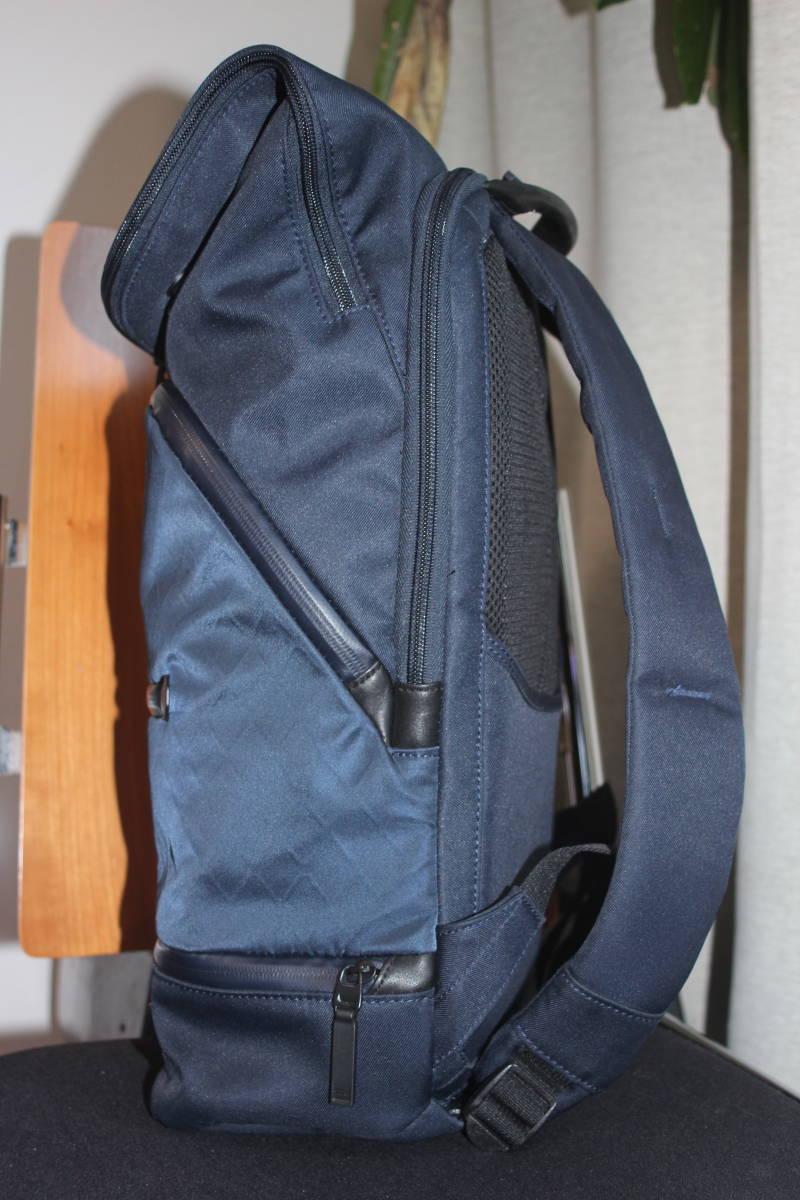 ギャランティカード付き☆急な雨にも安心♪TUMI☆TAHOE 「Style