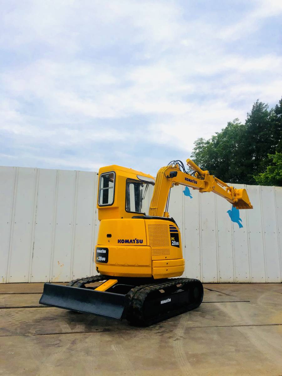 ユンボ コマツ KOMATSU PC28UU-2 , 3tクラス , ヒーターキャビン, 中古