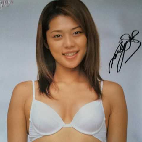 吉岡美穂さん等身大ポスター 吉岡美穂 等身大ポスター - 1枚限り 公式通販