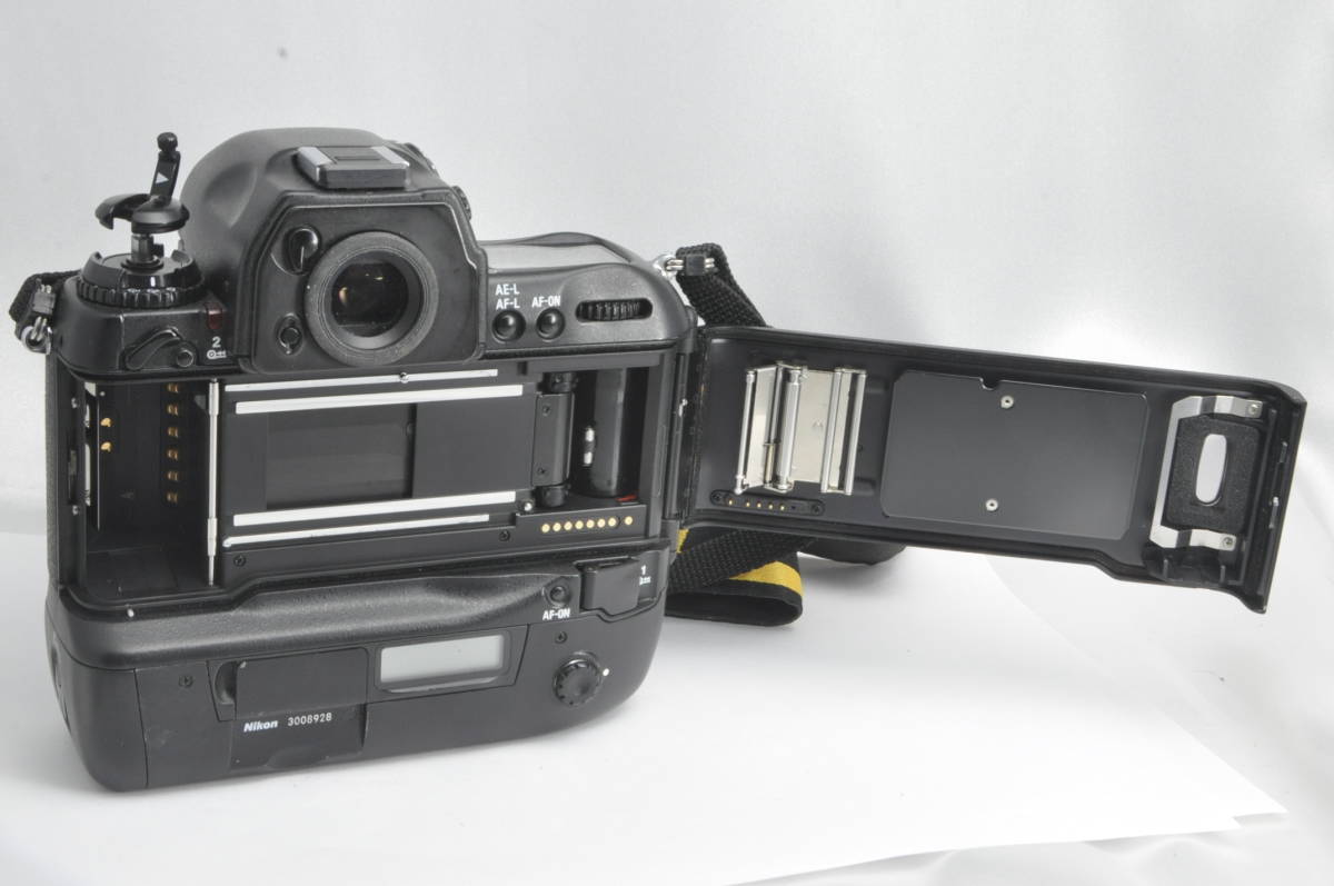☆通電OK◎ NIKON ニコン F5 ボディ フィルム 一眼レフ カメラ F2166