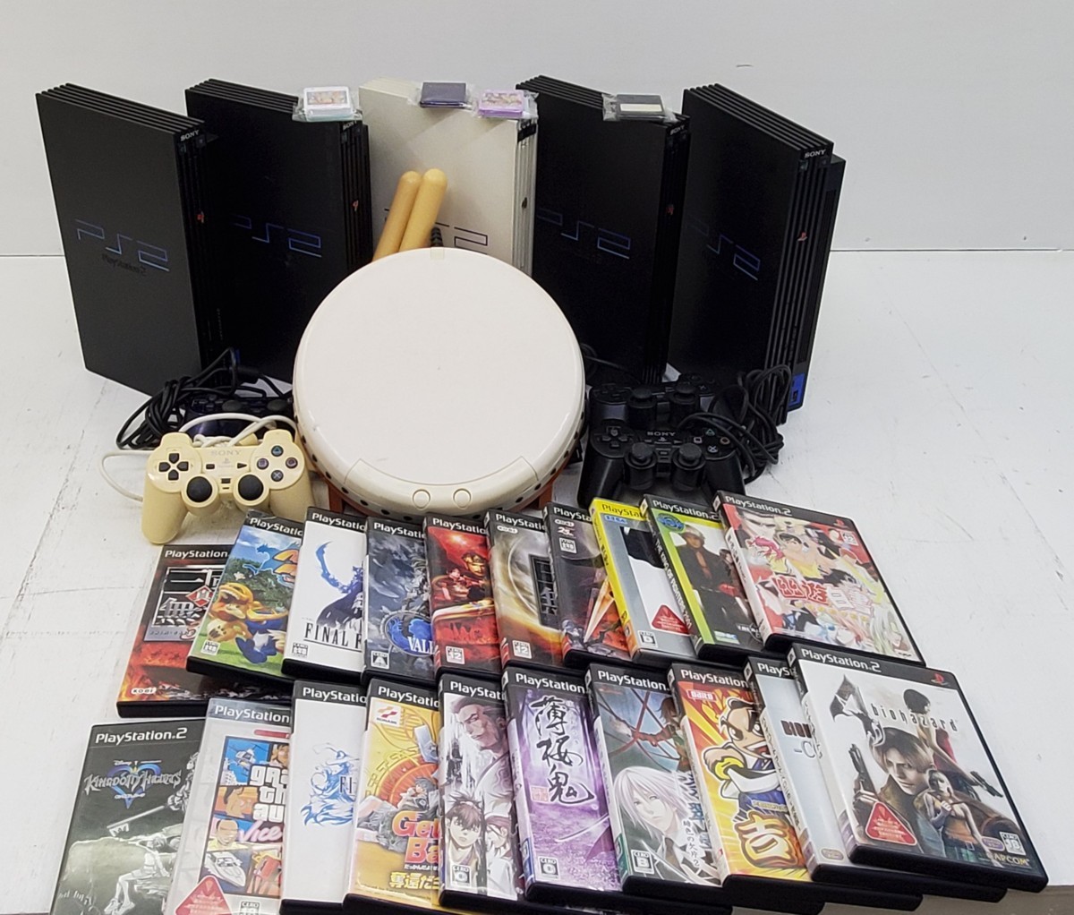  PS2本体 コントローラー ソフト他ジャンクセット①(本体)｜売買されたオークション情報、yahooの商品情報をアーカイブ公開 - オークファン 本体、アクセサリー