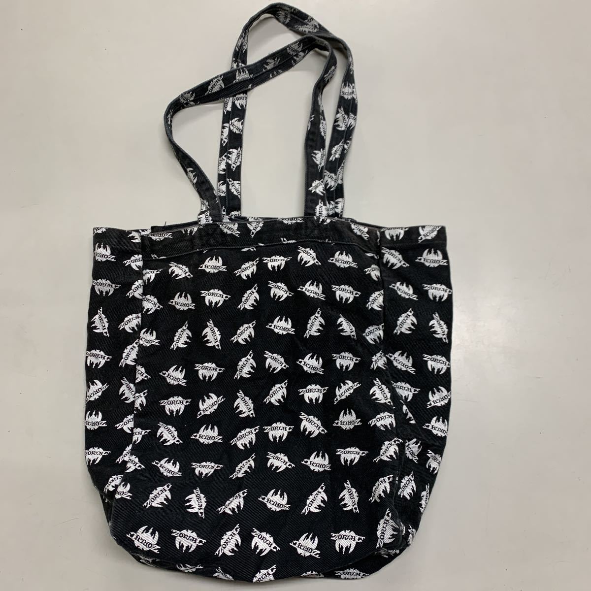  ゾーラック ZORLAC パスヘッド トートバッグ BAG 総柄 レア スケーター オールドスクール(ウエア)｜売買されたオークション情報、yahooの商品情報をアーカイブ公開 - オークファン ウエア