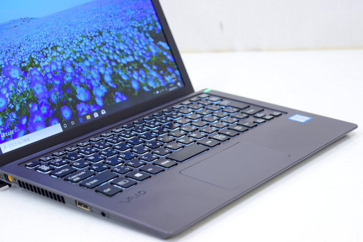 即配】第6世代Corei7+SSD256G+8Gメモリ搭載11.6型FHD液晶モバイル 