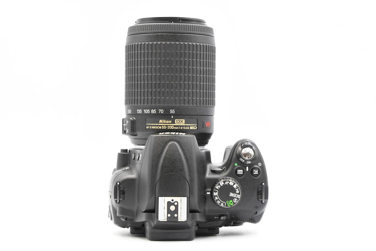 りの】Nikon D5000 AF-S DX NIKKOR D5000 - 概要 | 一眼レフカメラ