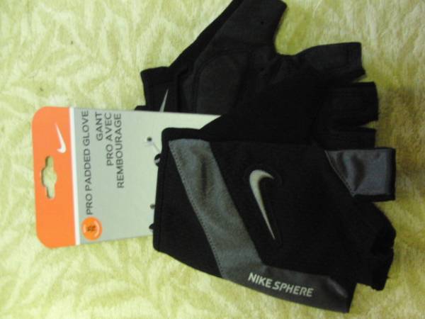 豊富な，新作 Nike Pro padded glove ナイキ プロパッド グローブ グレー XL(XLサイズ以上)｜売買されたオークション情報、yahooの商品情報をアーカイブ公開 - オークファン XLサイズ以上