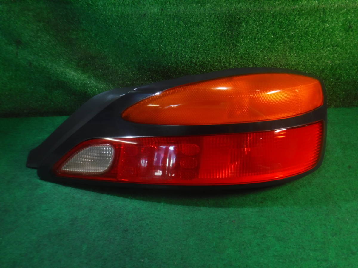 高品質，正規品 【日産 シルビア S15 純正 テールランプ 右 イチコー