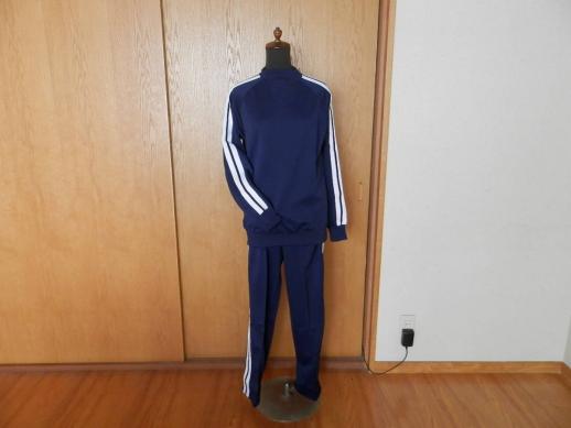 限定SALE，セール 体操服 体操着 長袖ジャージ上下 スクールタイガー 白ｘ濃紺 サイズS L 3サイズ(ジャージ)｜売買されたオークション情報、yahooの商品情報をアーカイブ公開 - オークファン ジャージ
