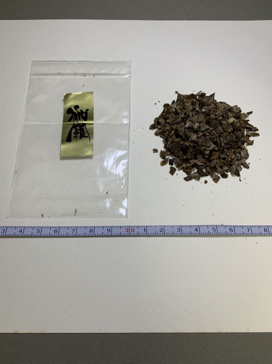 旧家蔵出し】香木 六国五味 伽羅 刻み 8.80g // お香 香木 聞香 香道