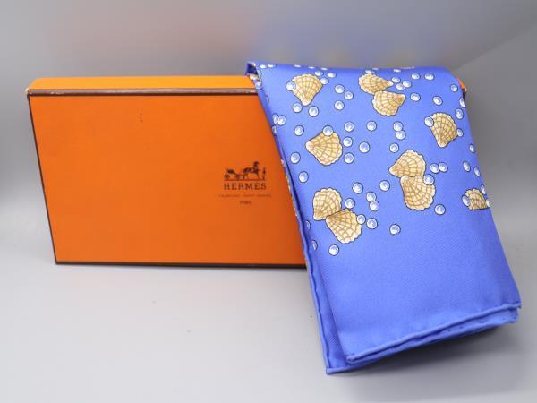  YTE01151 HERMES エルメス プチカレ スカーフ 42cm ブルー 貝殻 パール(スカーフ)｜売買されたオークション情報、yahooの商品情報をアーカイブ公開 - オークファン 服飾小物