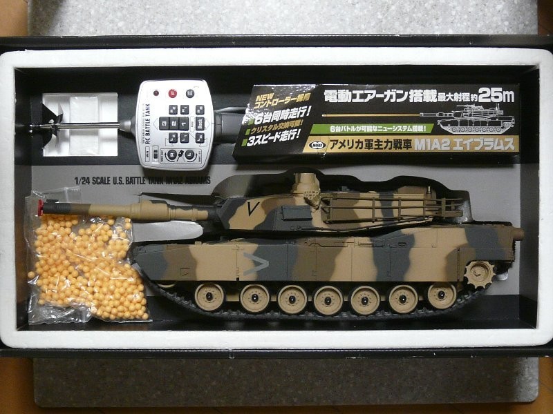 美品感動○東京マルイRCバトルタンク☆アメリカ軍 M1A2 エイブラムス☆1/