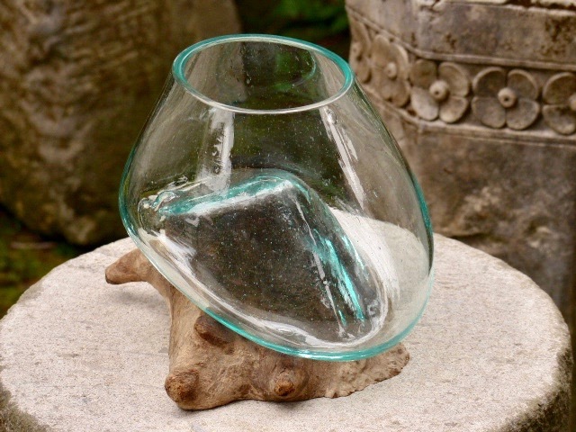 吹きガラスの花瓶 流木台座 H17cm 1 5kg アクアリウム水槽 テラリウム メダカ鉢 金魚鉢 ガラスオブジェ 0527c 花瓶 売買されたオークション情報 Yahooの商品情報をアーカイブ公開 オークファン Aucfan Com