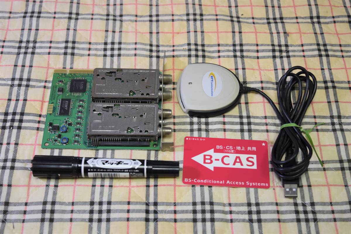 新品本物 アースソフト PT2 Rev.A チューナーカード BSカード リーダー付き