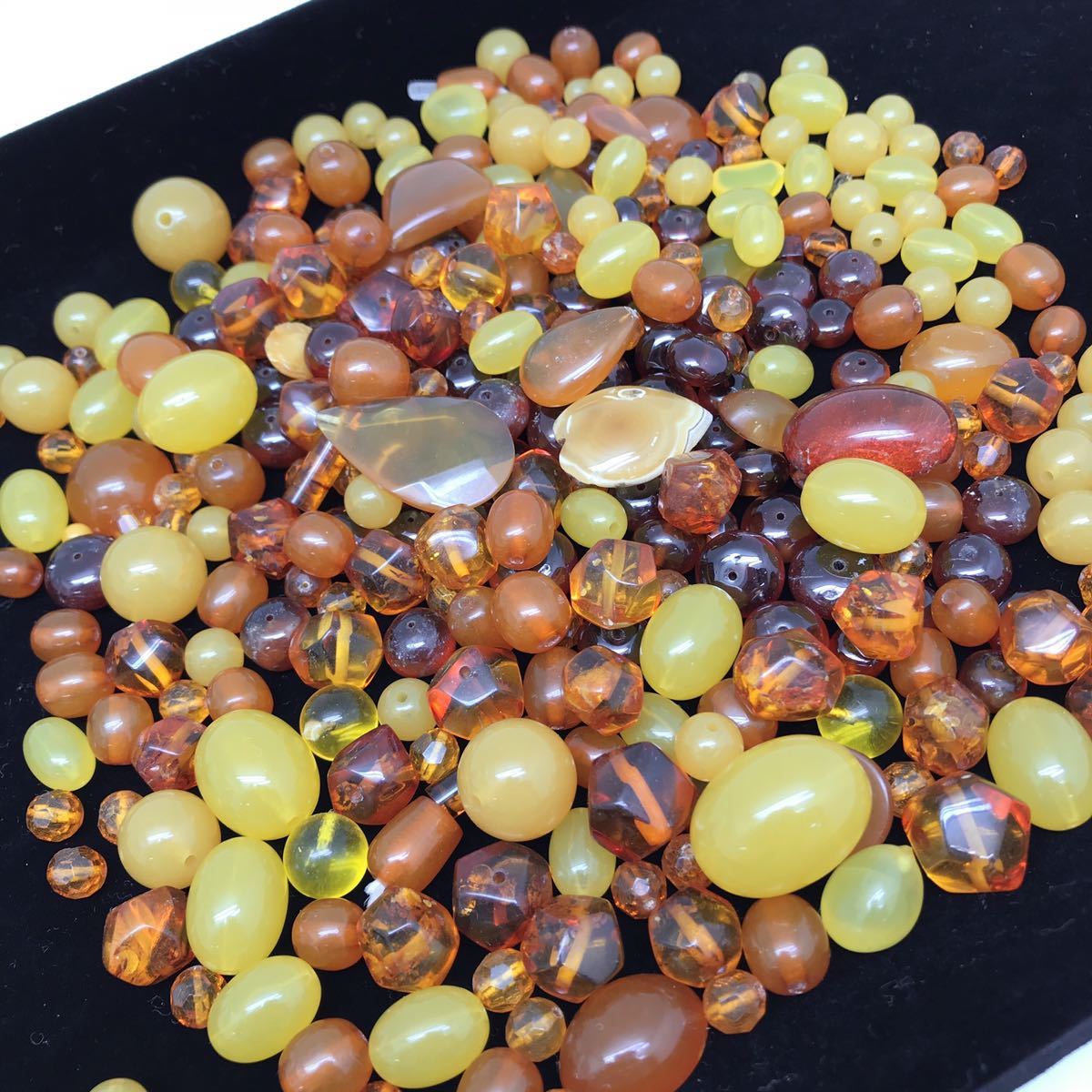 大量!!■琥珀パーツおまとめ■重量約214.5g コハク amber 両穴 肩穴 ネックレス necklace アクセサリー accessory DA5