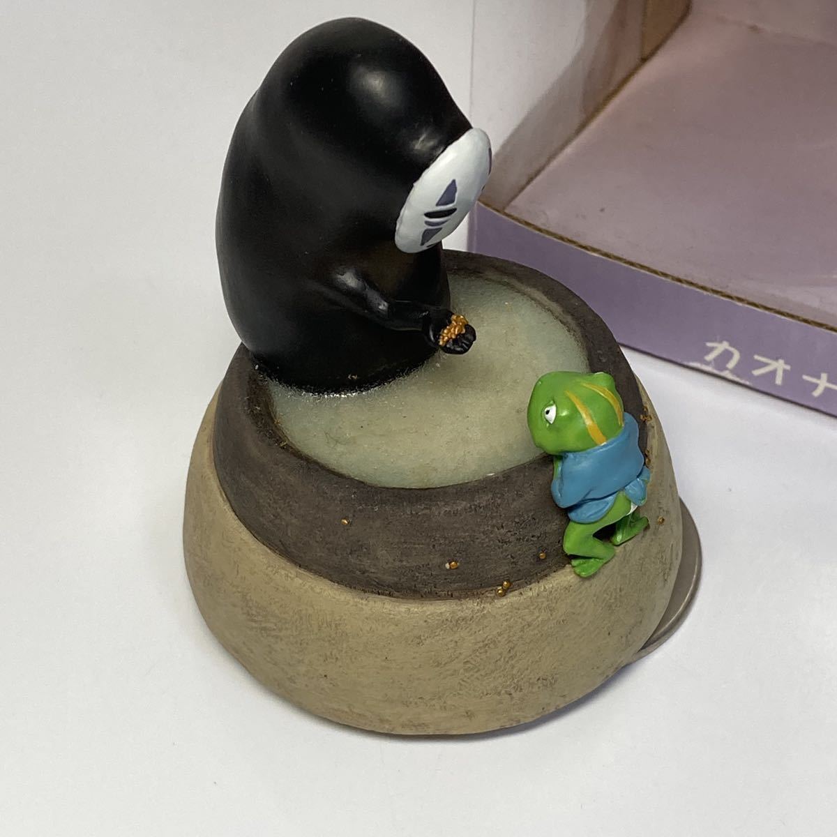 千と千尋の神隠し オルゴール | カオナシむしゃむしゃ貯金箱 ジオラマ