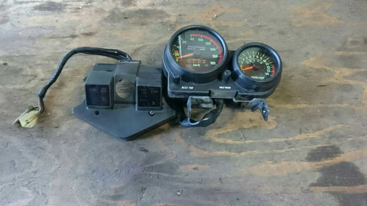 GPZ400F 純正メーター 作動確認済み 純正 当時物 純正メーター 旧 絶版