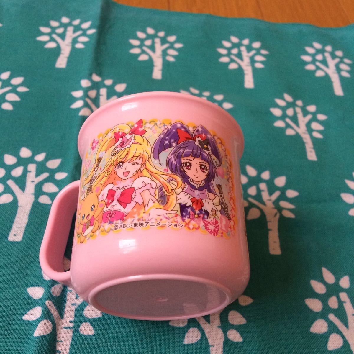 ランチグッズ4点セット プリキュア5 魔法使いプリキュア スマイルプリキュア 水筒 弁当箱 コップ お箸セット 幼稚園 保育園 給食 プリキュアシリーズ 売買されたオークション情報 Yahooの商品情報をアーカイブ公開 オークファン Aucfan Com